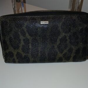 Dolce & Gabbana wallet Includes C O A,